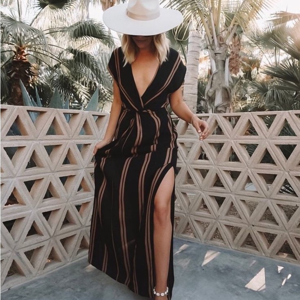 LULUS Elegant Black and Tan Striped Maxi Dress